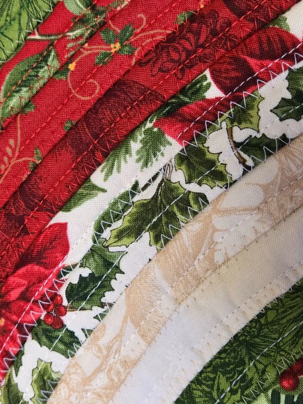 Christmas Print Jelly Roll Oval Rug